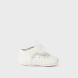 Scarpe Da Culla Modello Ballerina In Vernice Neonata MAYORAL 9687