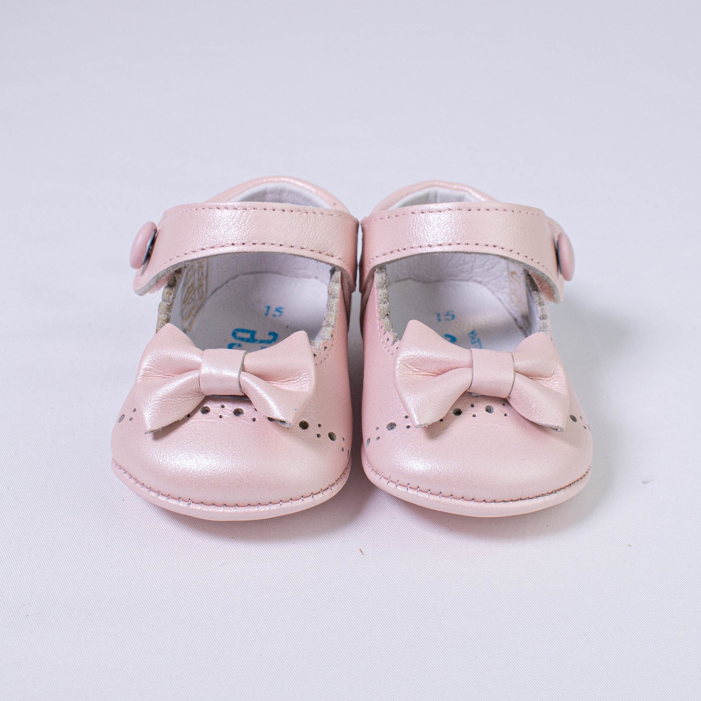 Scarpa Da Culla in Pelle Satinata Con Fiocco Neonata INDICE 1676 - INDICE - LuxuryKids
