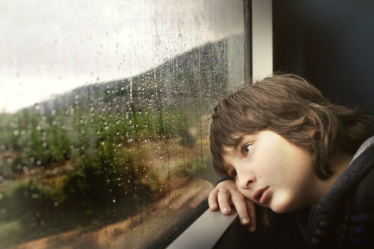 Giocare con i bambini quando fuori piove