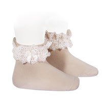 Calze Corte Con Merletto E Fiocco Neonata CONDOR 2484