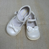Scarpa Modello Ballerina Con Fiocco In Vernice Bianco Latte Bambina MISTER JERRY 1837