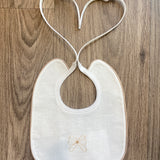 Bavetta In Lino Con Ricamo Fiocco Neonato/a LA SARTORIA DEI PICCOLI L1082