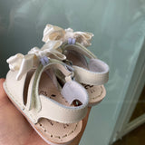 Sandali Minorchine In Pelle Satinata con Fiocco in Raso Neonata INDICE 300S