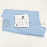 Copertina Imbottita Sfoderabile Azzurra In Piquet Con Patch Lettere Neonato La Sartoria Dei Piccoli LC752 - LA SARTORIA DEI PICCOLI - LuxuryKids