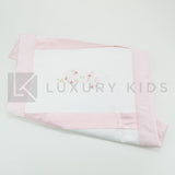 Copertina Imbottita Sfoderabile In Piquet Con Bordatura In Raso Rosa Neonata La Sartoria Dei Piccoli LC760 - LA SARTORIA DEI PICCOLI - LuxuryKids