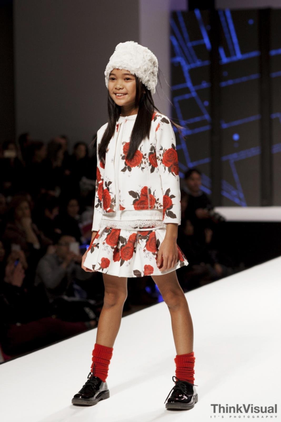 Giacca in Neoprene con Rose Bambina Bianco Sarabanda N439 - SARABANDA - LuxuryKids