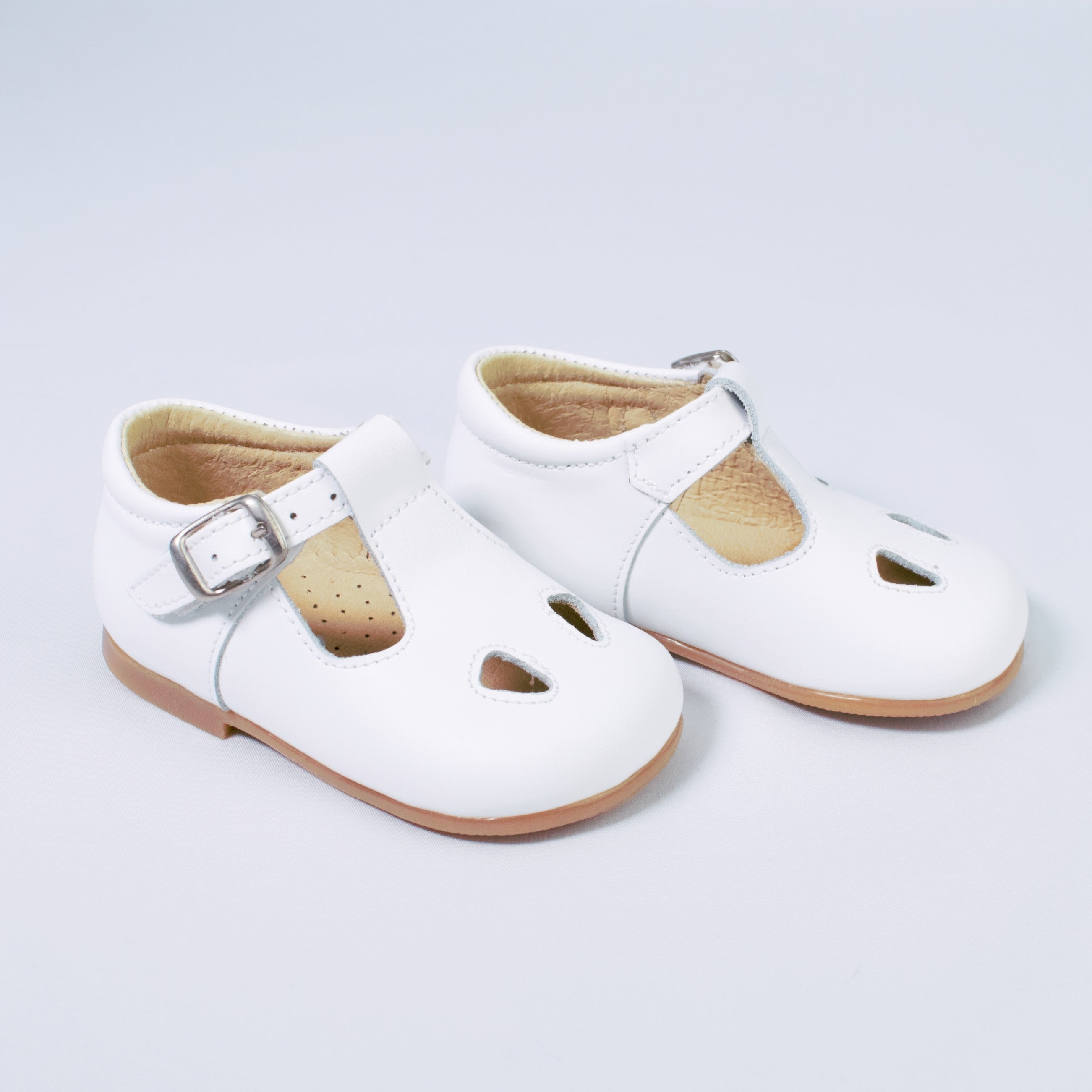 Scarpa In Pelle Modello Con Occhielli E Cinturino Bambino/a RIZITOS B2401 - RIZITOS - Luxury Kids