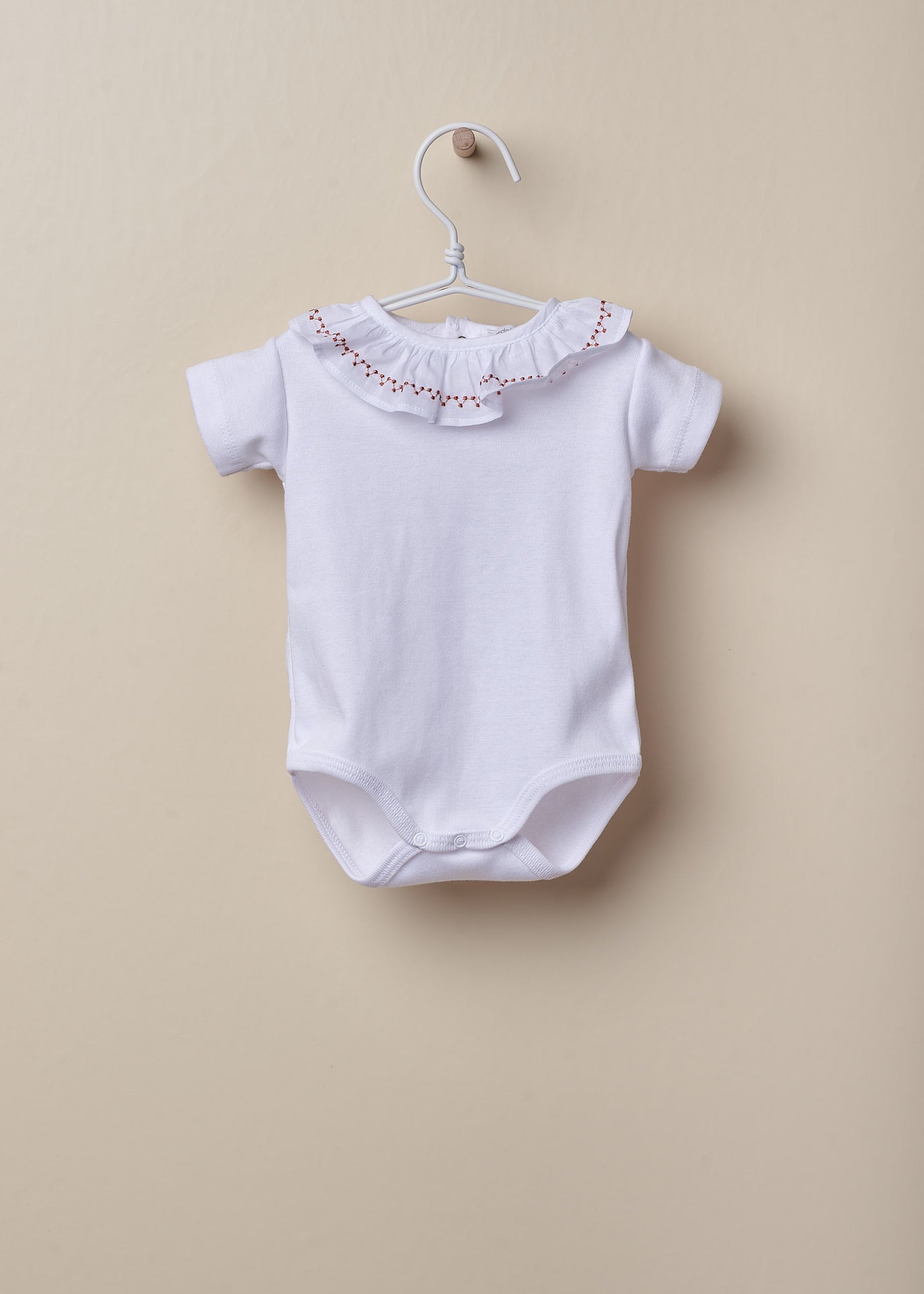 Body Neonata In Cotone Con Coletto in Ruches Ricamato Wedoble 11616R - WEDOBLE - LuxuryKids