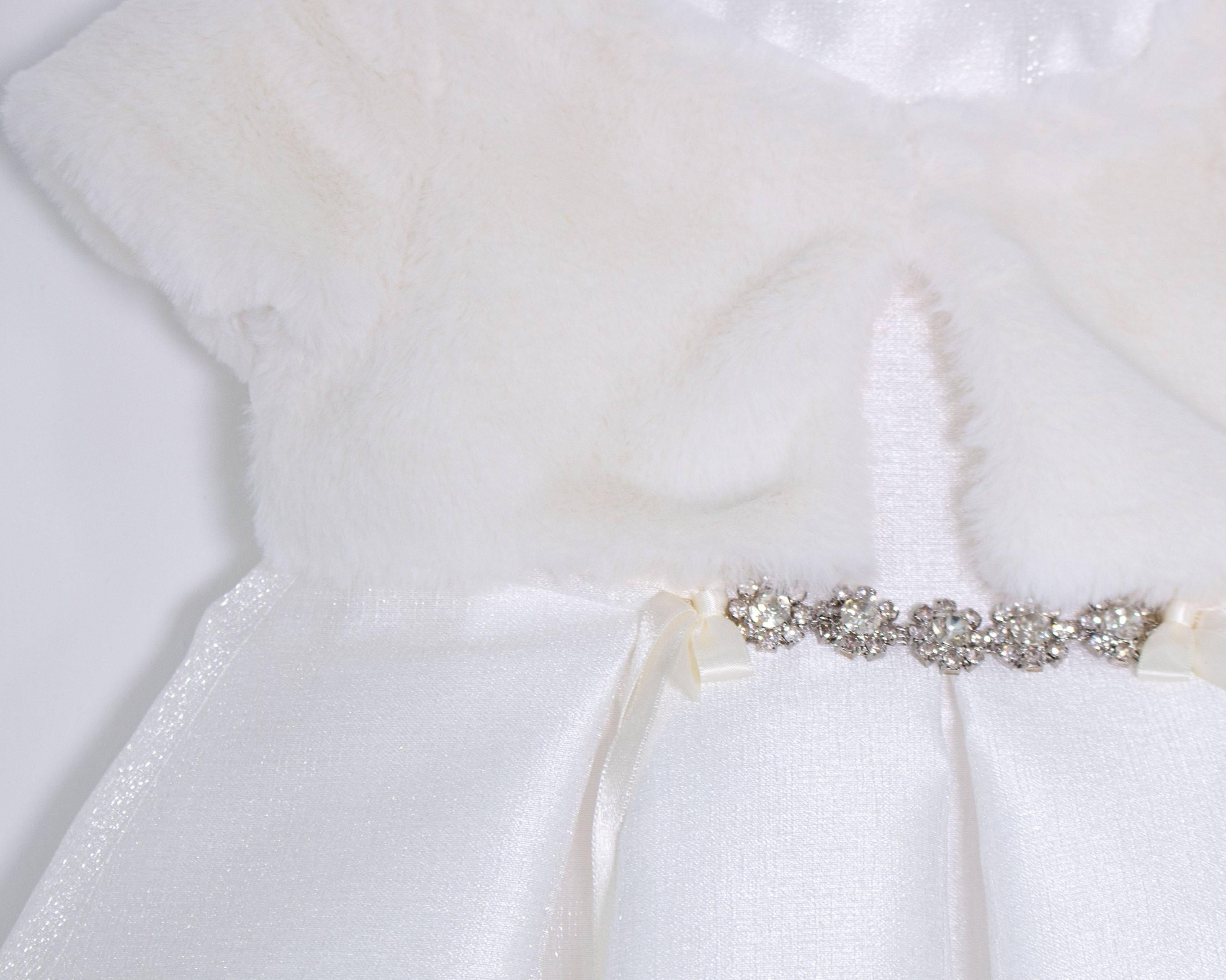 Abito Battesimale Cerimonia Elegante Raso Con Corpetto In Pelliccia Neonata ALESSANDRO MARTINEZ AM1116 - ALESSANDRO MARTINEZ - LuxuryKids