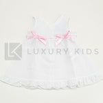 Abito In Plumetil Smanicato Bianco Con Fiocchi Rosa Neonata SARDON AP767 - SARDON - LuxuryKids
