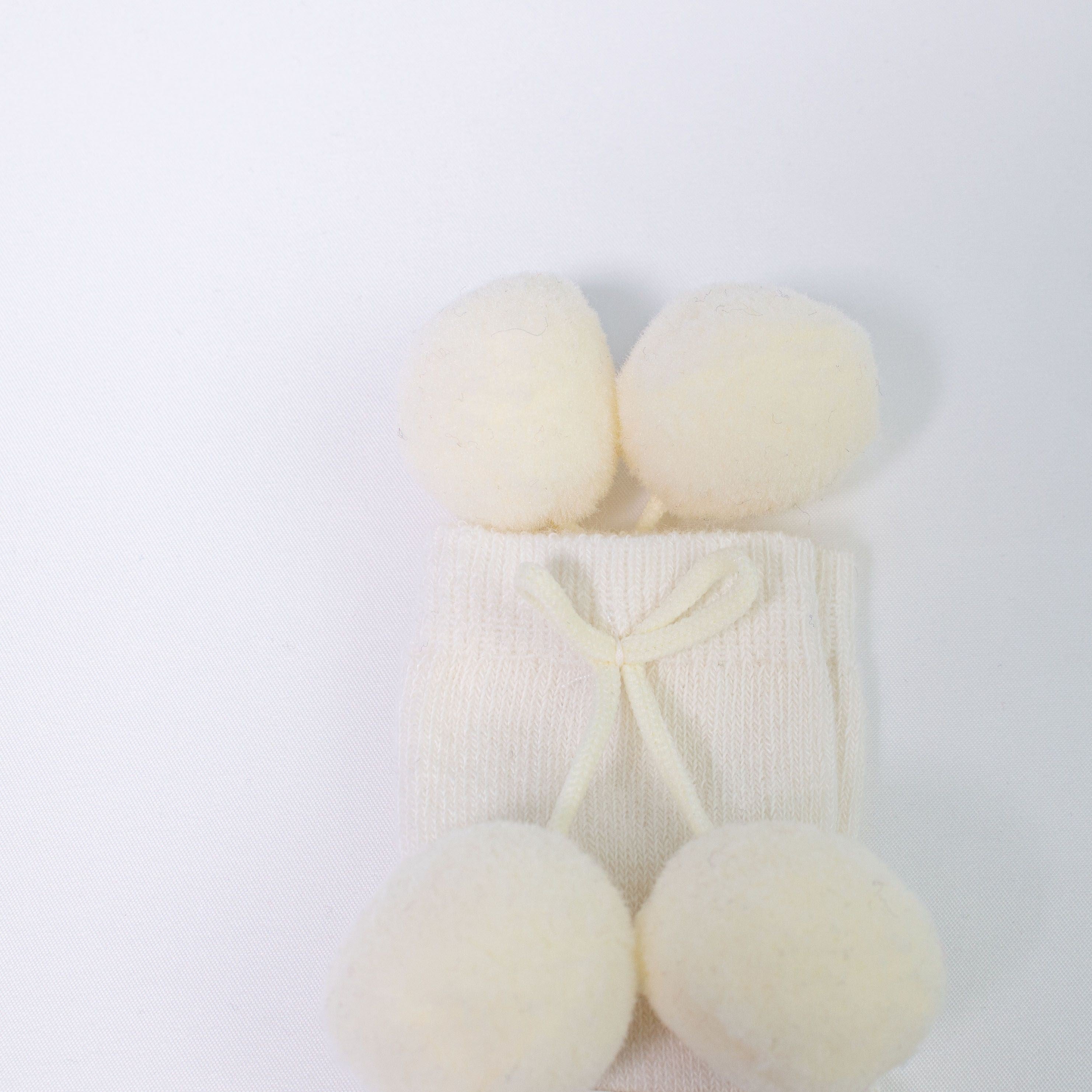 Calzino Lungo In Caldo Cotone Costine Con Pompon Neonati CARLOMAGNO 2341 - CARLOMAGNO - LuxuryKids