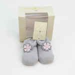 Calzino Scarpetta In 100% lana vergine Con Applicazione Di Fiore In Pannolencia Con Cristallo Neonata Story Loris 3279 - STORY LORIS - LuxuryKids