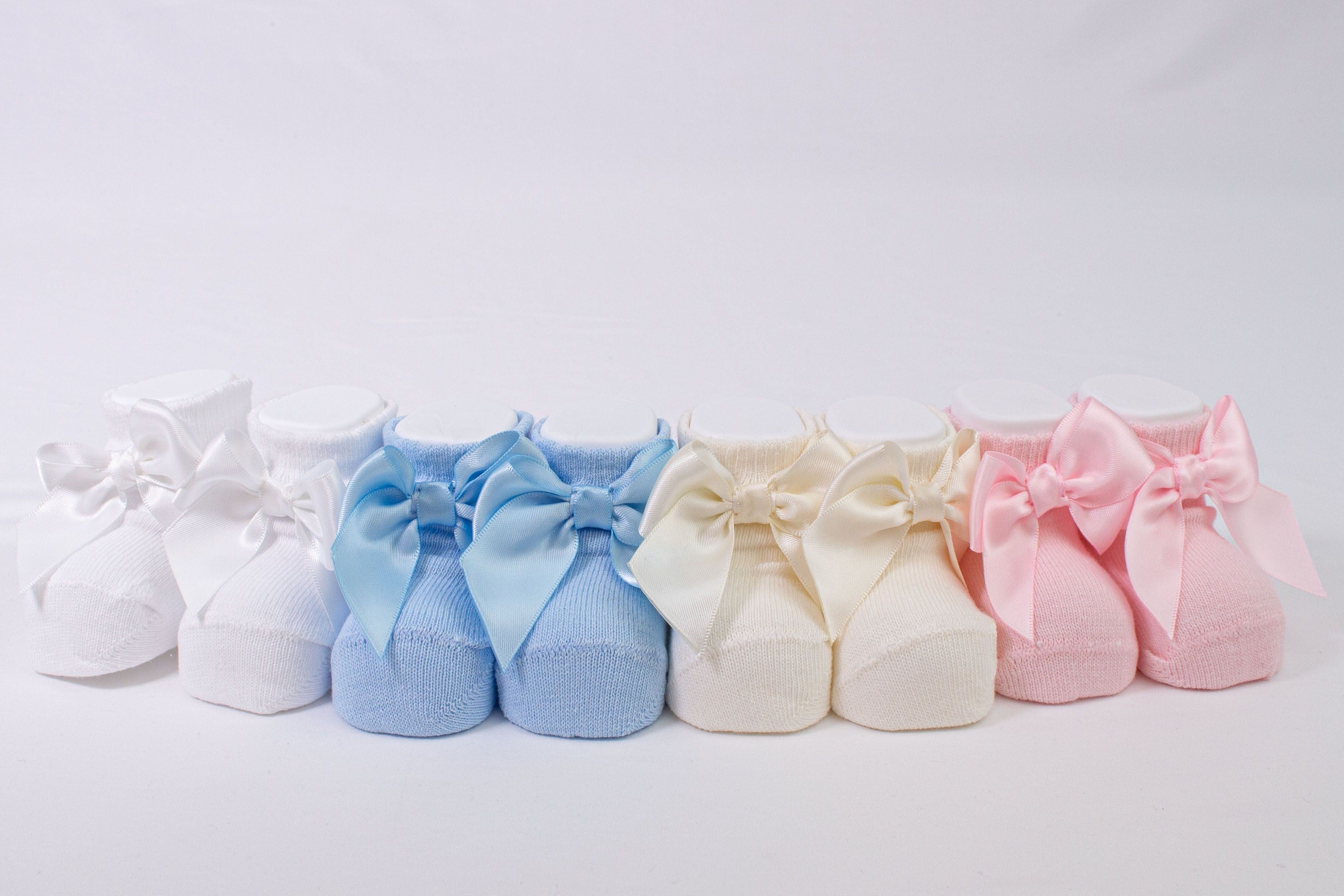 Calzino Scarpetta In Caldo Cotone Con Fiocchetto Neonati CARLOMAGNO 2400 - CARLOMAGNO - LuxuryKids