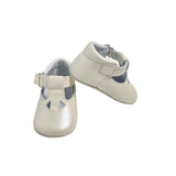 Scarpe Da Culla In Pelle Satinata Con Occhielli Neonato RIZITOS A2414S - RIZITOS - Luxury Kids